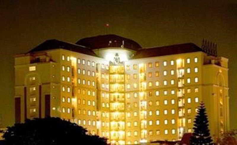 The Majesty Hotel Bandung Exterior photo