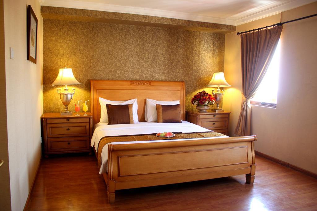 The Majesty Hotel Bandung Exterior photo