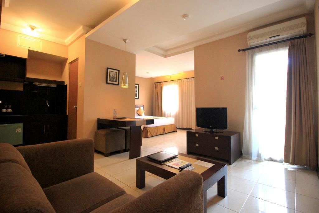 The Majesty Hotel Bandung Exterior photo