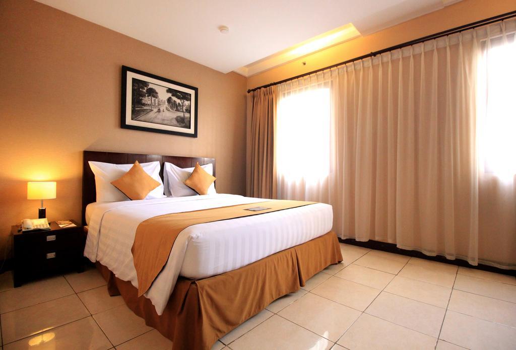 The Majesty Hotel Bandung Exterior photo