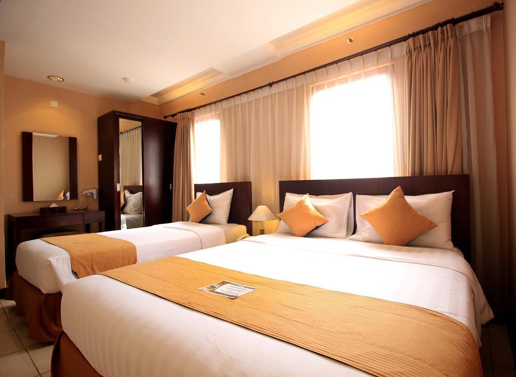 The Majesty Hotel Bandung Exterior photo