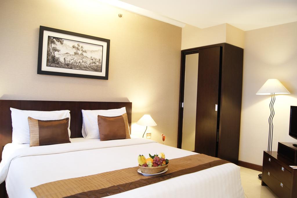 The Majesty Hotel Bandung Exterior photo