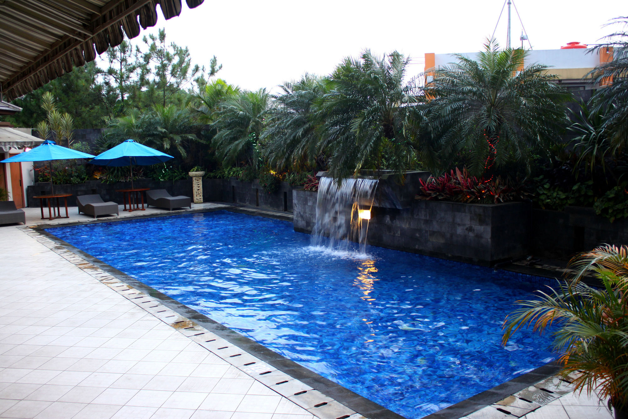 The Majesty Hotel Bandung Exterior photo