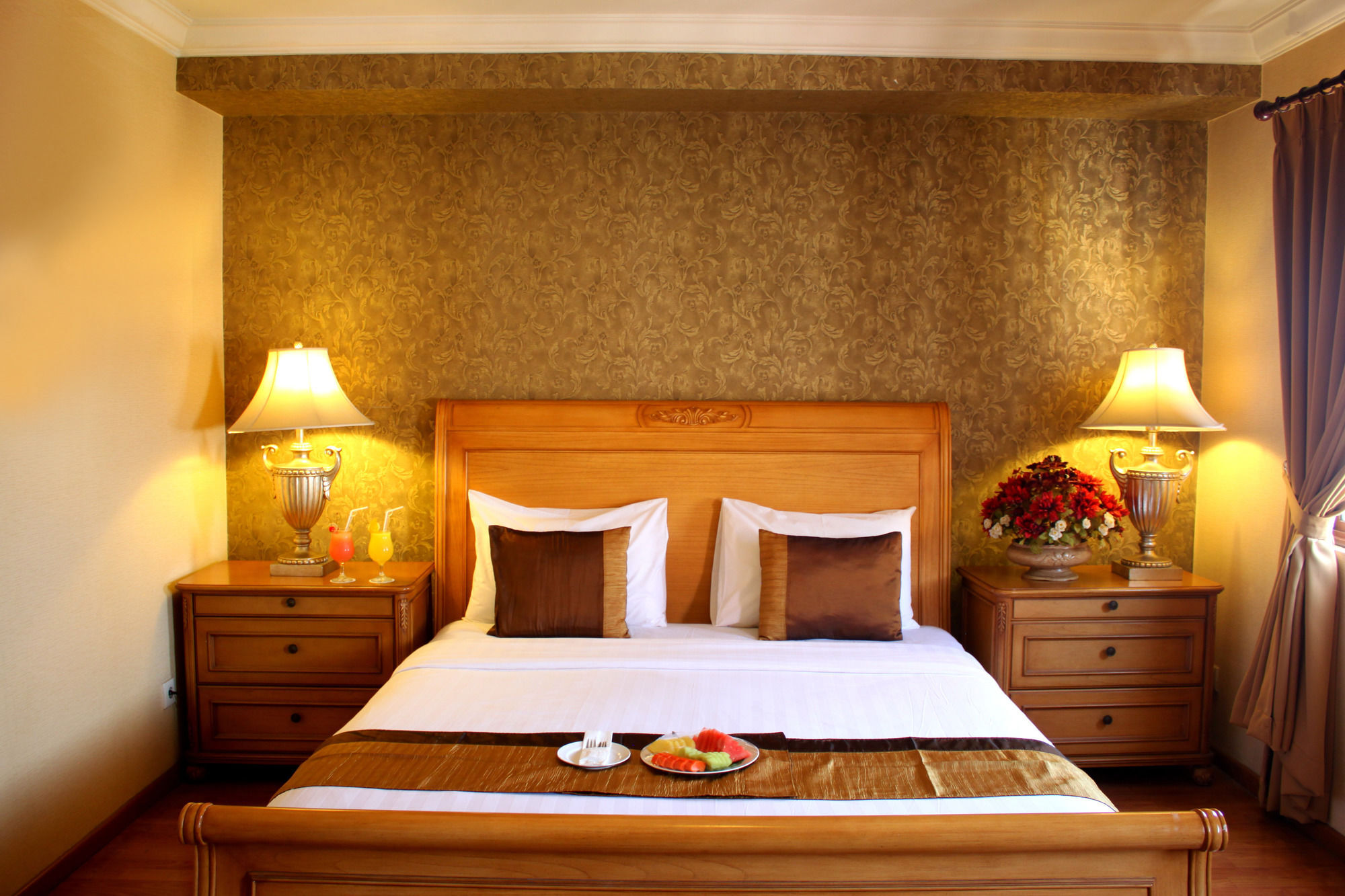 The Majesty Hotel Bandung Exterior photo