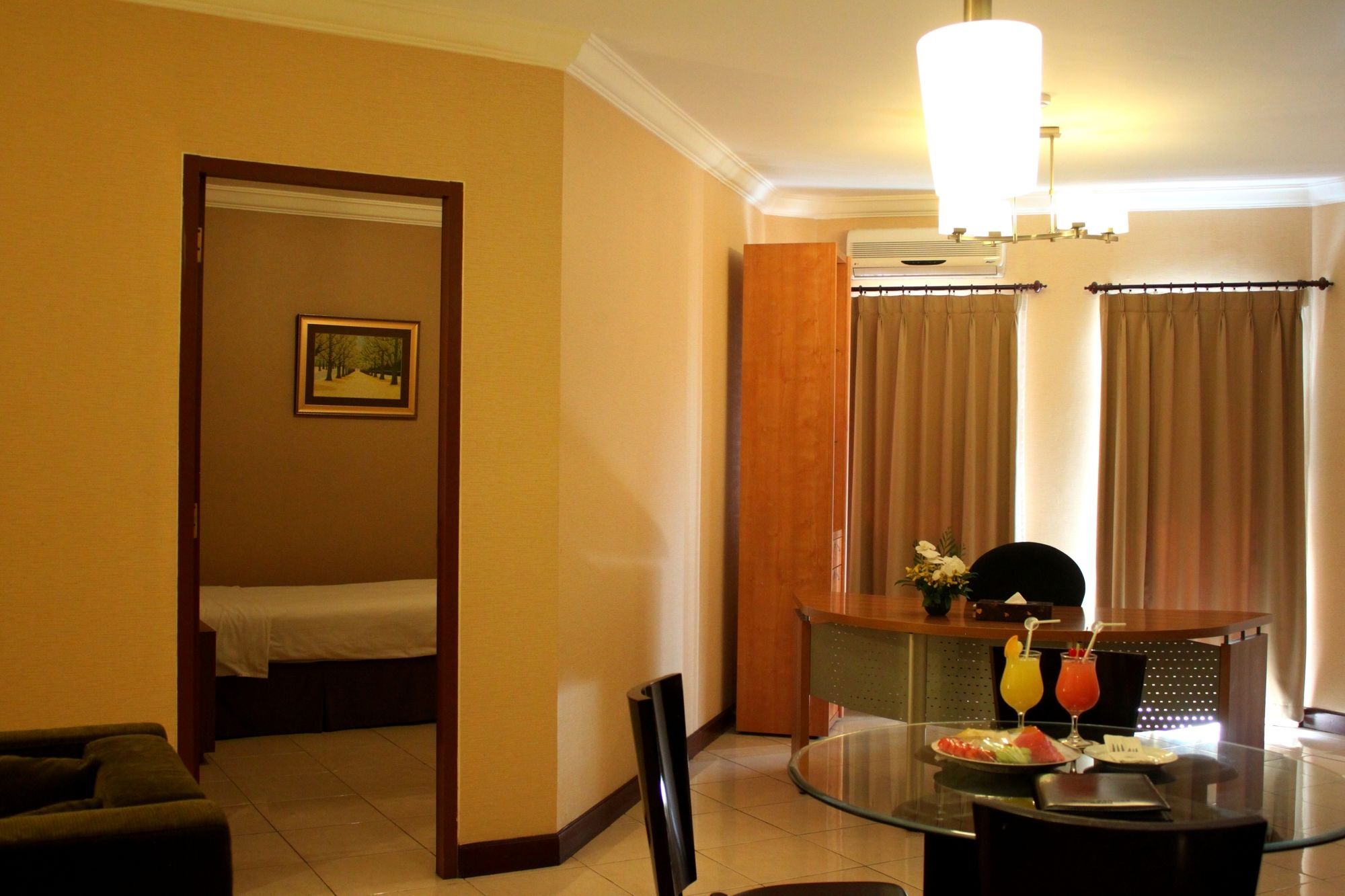 The Majesty Hotel Bandung Exterior photo